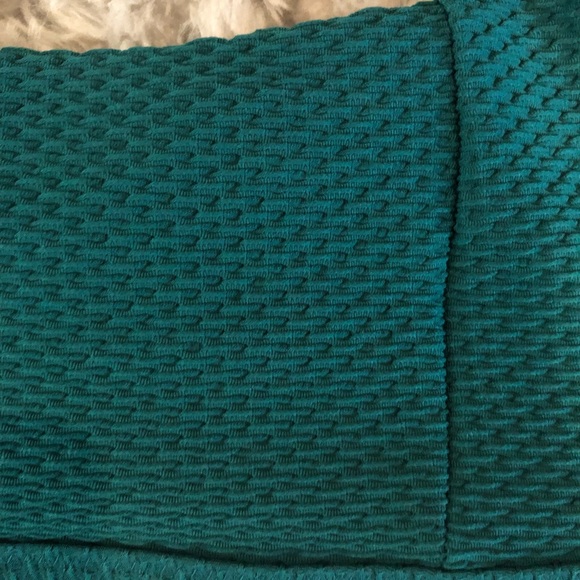 NWOT Hunter Green Bikini Top - Picture 7 of 8